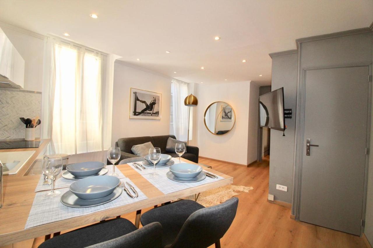Lovely Apartment Heart Of Golden Square Fiber Wifi Nice Extérieur photo