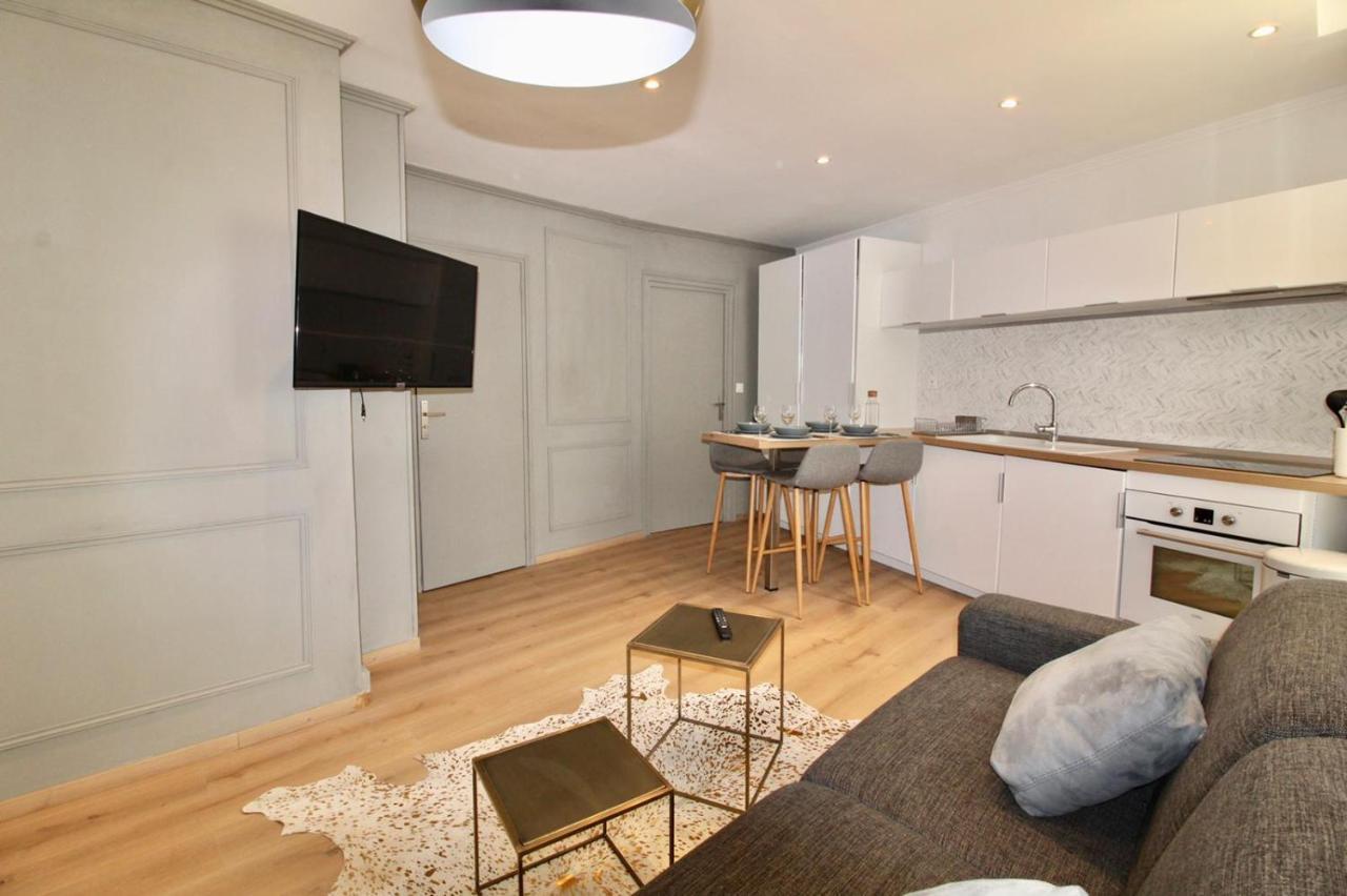 Lovely Apartment Heart Of Golden Square Fiber Wifi Nice Extérieur photo