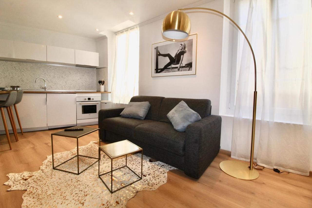 Lovely Apartment Heart Of Golden Square Fiber Wifi Nice Extérieur photo