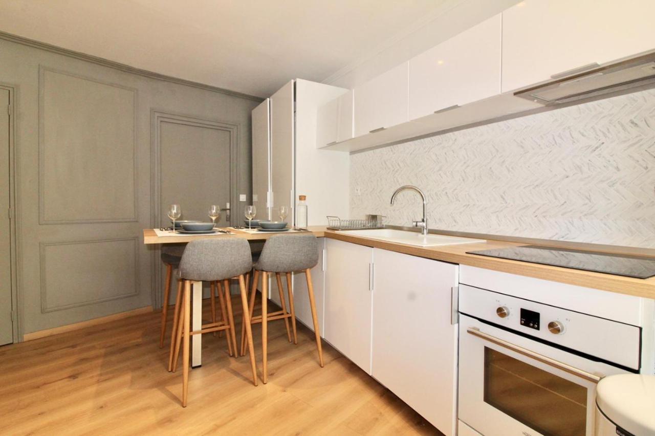 Lovely Apartment Heart Of Golden Square Fiber Wifi Nice Extérieur photo